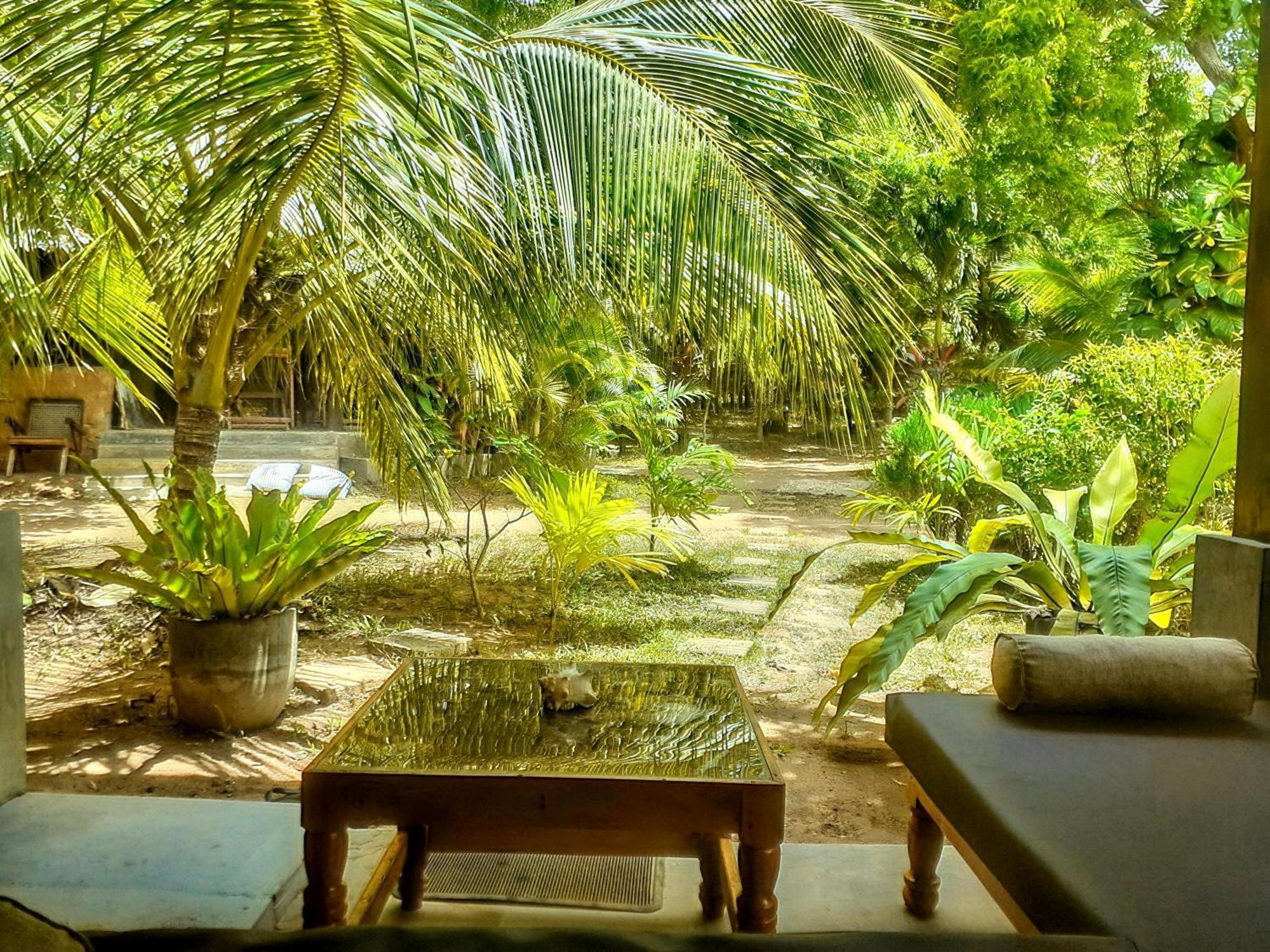 Neem Jay Beach Resort Tangalle Ngoại thất bức ảnh